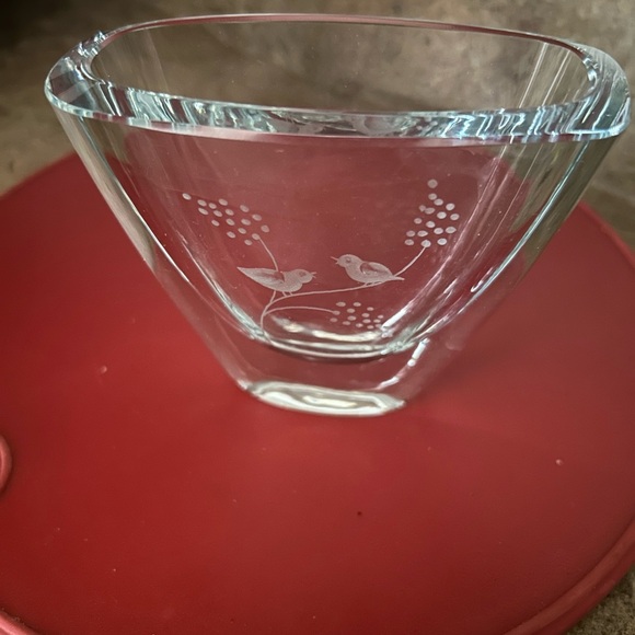 Strombergshyttan Crystal Bird Vase mint condition - Picture 3 of 5